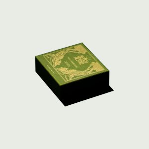 Black Altar Wild Tamarind natural soap box in green and gold packaging
