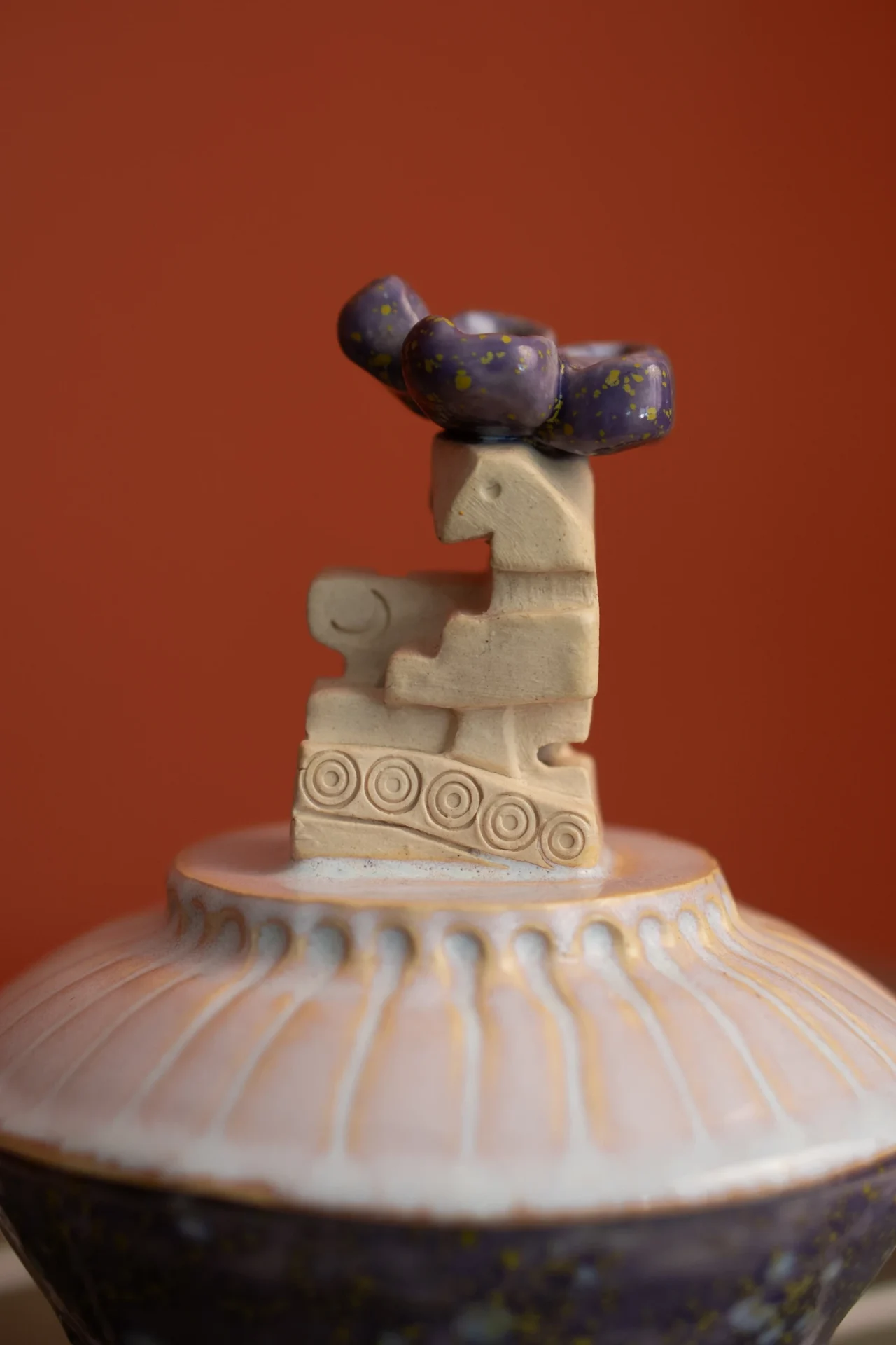 Alien rider handle from the side, raw stoneware body